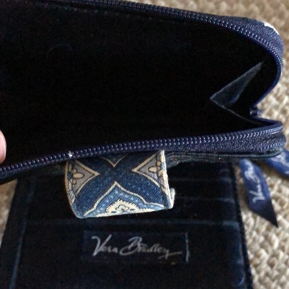 Vera Bradley wallet - Picture 2 of 4
